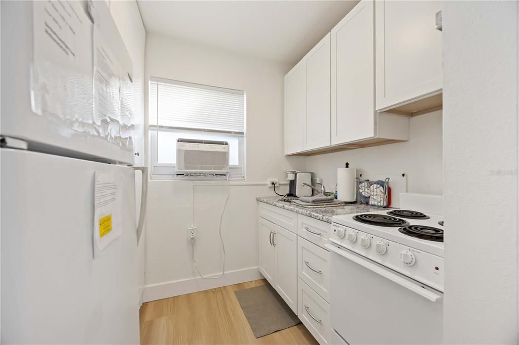 待售: $1,890,000 (6 贝兹, 0 浴室, 3174 平方英尺)