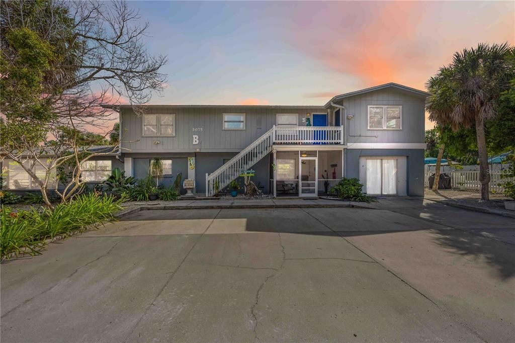 待售: $1,890,000 (6 贝兹, 0 浴室, 3174 平方英尺)