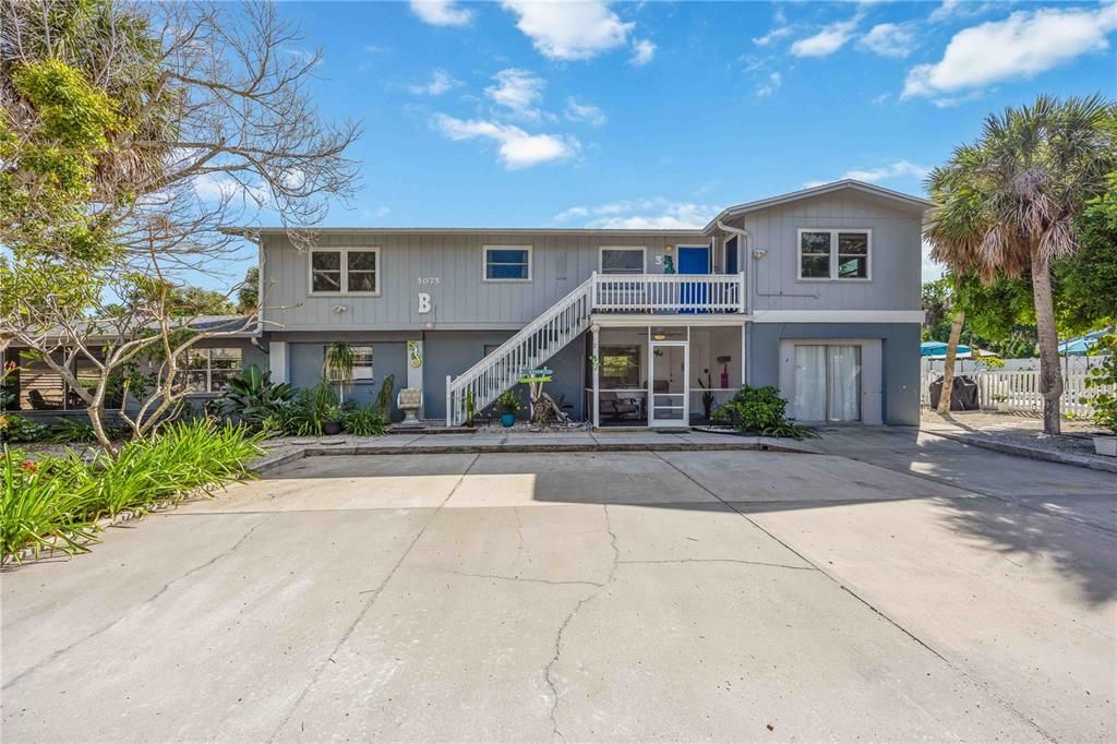 待售: $1,890,000 (6 贝兹, 0 浴室, 3174 平方英尺)