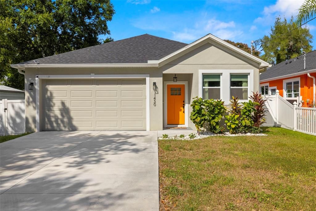 Recently Sold: $425,000 (3 beds, 2 baths, 1578 Square Feet)