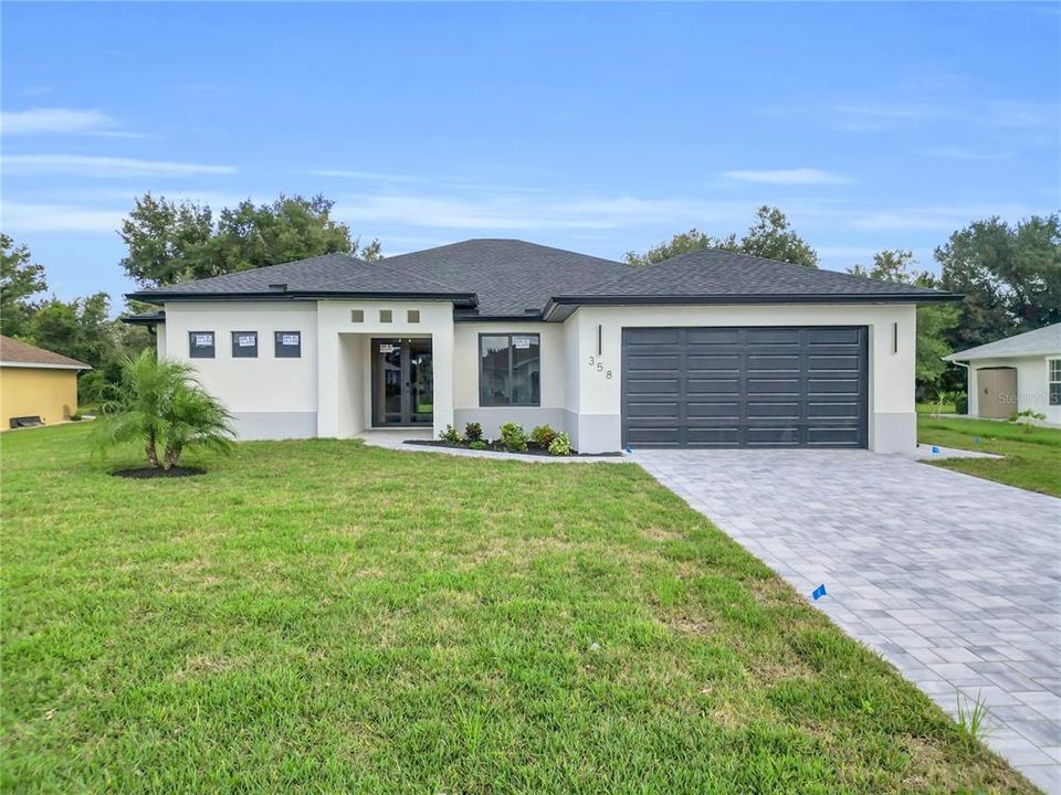 For Rent: $3,000 (4 beds, 3 baths, 2042 Square Feet)