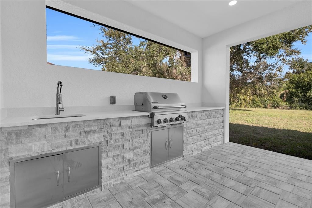 For Rent: $3,000 (4 beds, 3 baths, 2042 Square Feet)