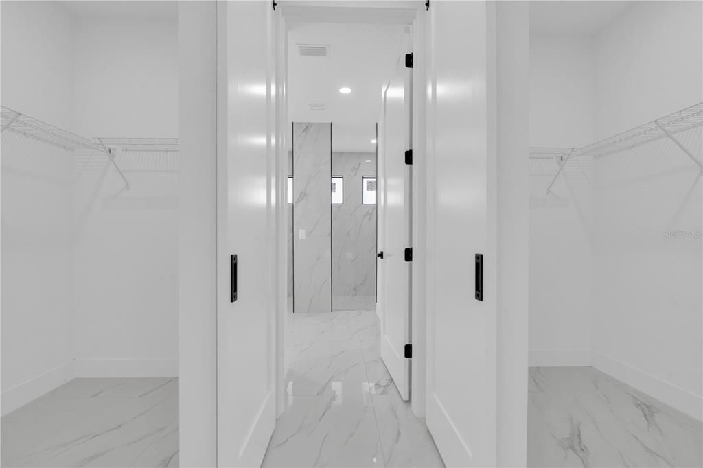 For Rent: $3,000 (4 beds, 3 baths, 2042 Square Feet)