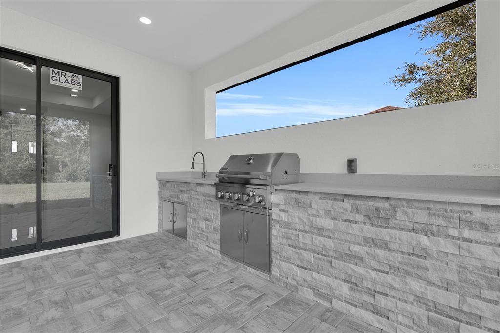 For Rent: $3,000 (4 beds, 3 baths, 2042 Square Feet)