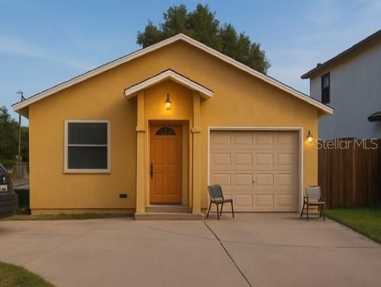 For Sale: $254,300 (3 beds, 2 baths, 1276 Square Feet)
