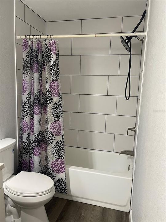 出租: $1,975 (3 贝兹, 2 浴室, 1139 平方英尺)