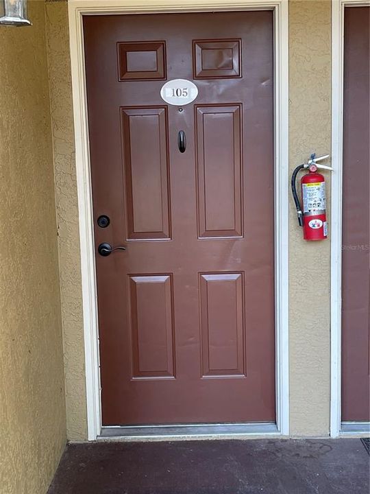 出租: $1,975 (3 贝兹, 2 浴室, 1139 平方英尺)