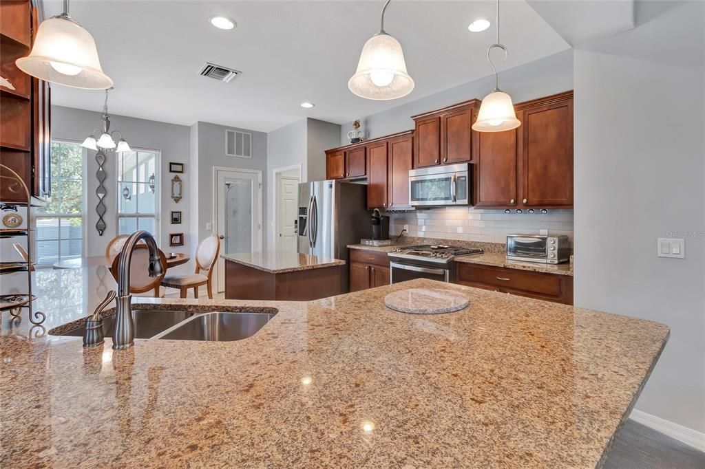 待售: $349,000 (3 贝兹, 2 浴室, 1780 平方英尺)