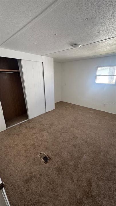 For Sale: $115,000 (2 beds, 2 baths, 744 Square Feet)