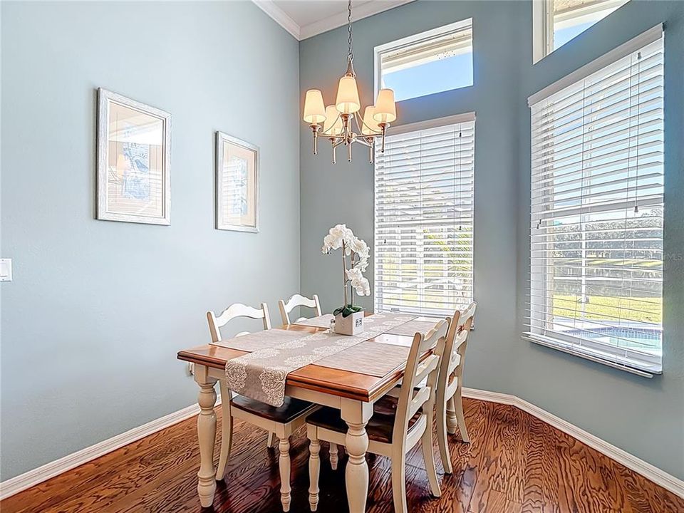 En Venta: $725,000 (4 camas, 3 baños, 2624 Pies cuadrados)