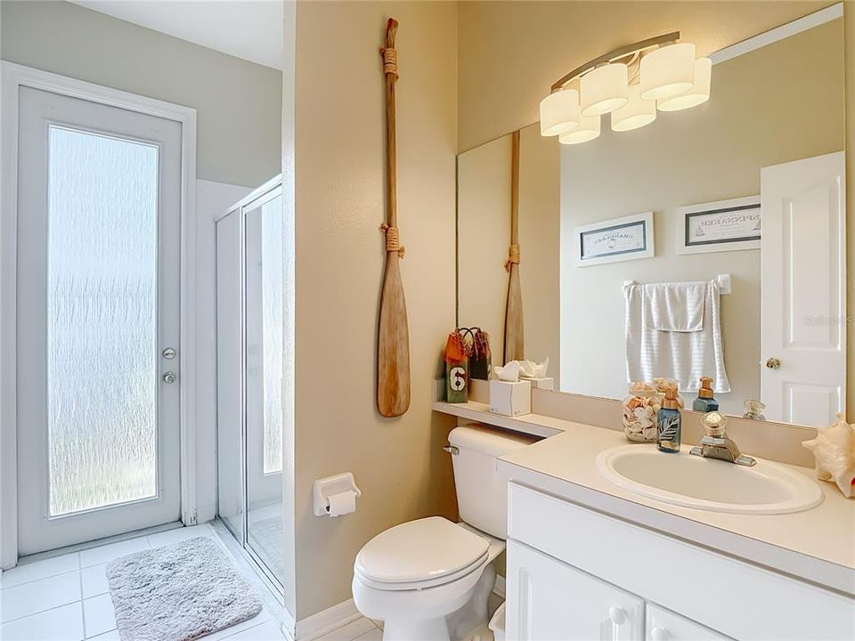 En Venta: $725,000 (4 camas, 3 baños, 2624 Pies cuadrados)