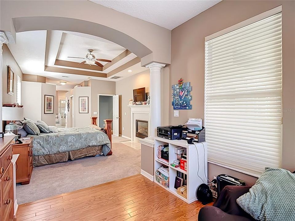 En Venta: $725,000 (4 camas, 3 baños, 2624 Pies cuadrados)