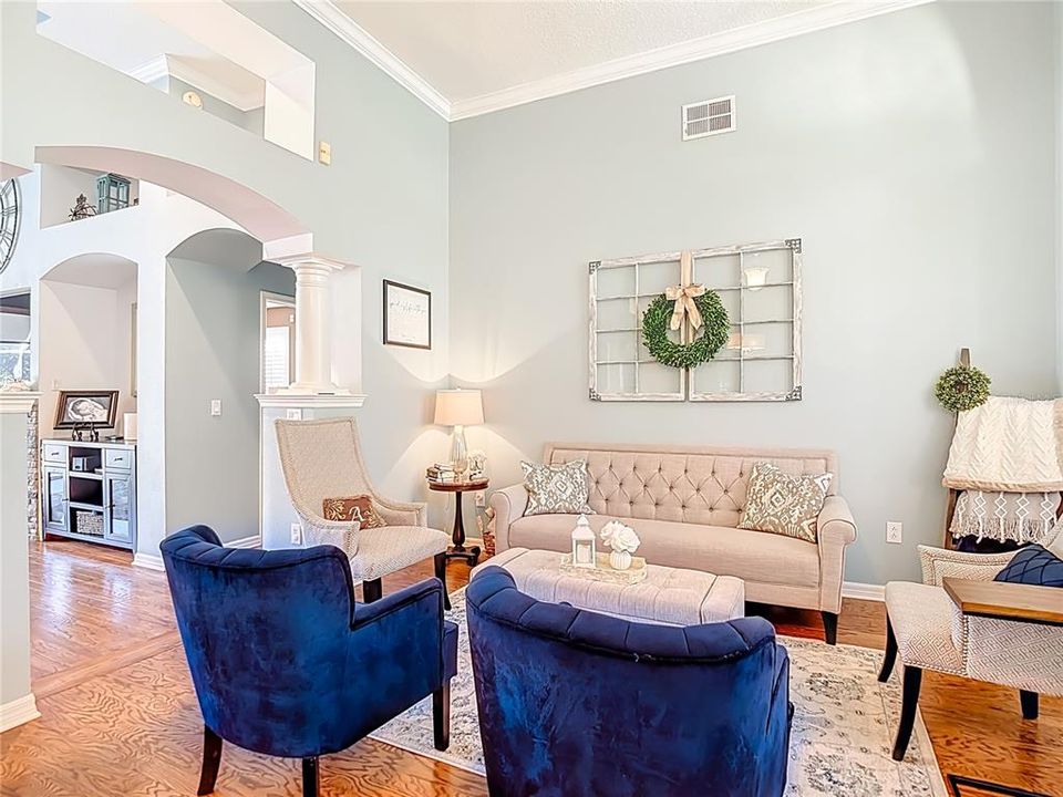 En Venta: $725,000 (4 camas, 3 baños, 2624 Pies cuadrados)