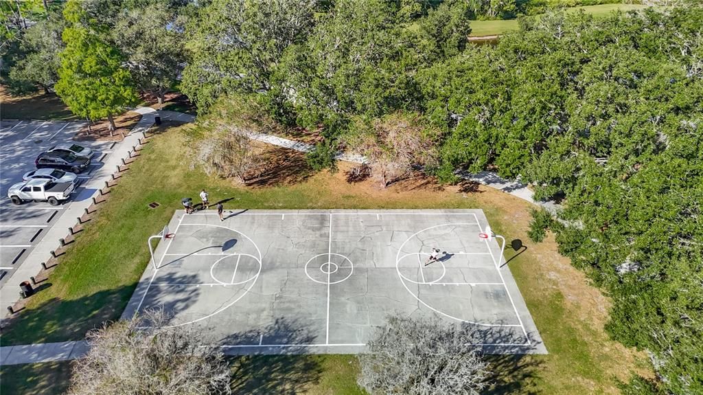 En Venta: $725,000 (4 camas, 3 baños, 2624 Pies cuadrados)