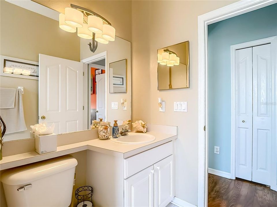 En Venta: $725,000 (4 camas, 3 baños, 2624 Pies cuadrados)