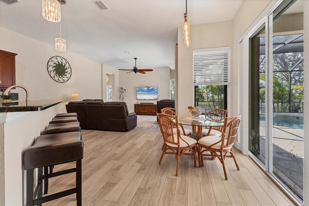 For Sale: $775,000 (5 beds, 4 baths, 3159 Square Feet)