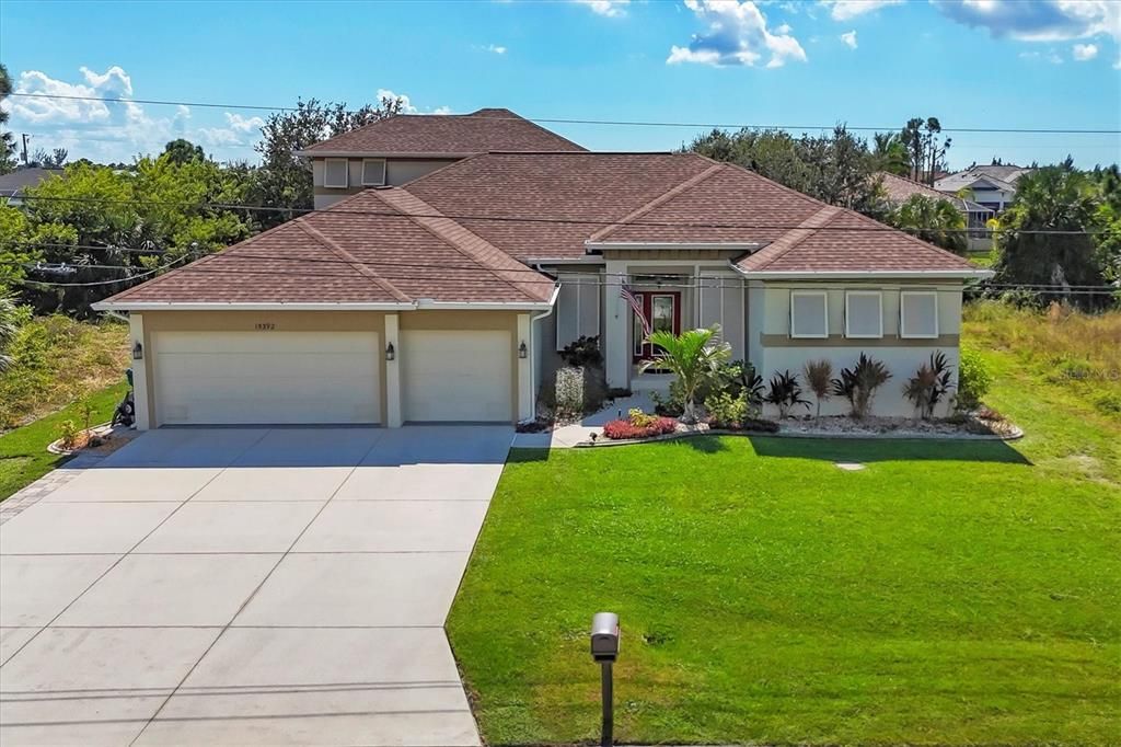 For Sale: $775,000 (5 beds, 4 baths, 3159 Square Feet)