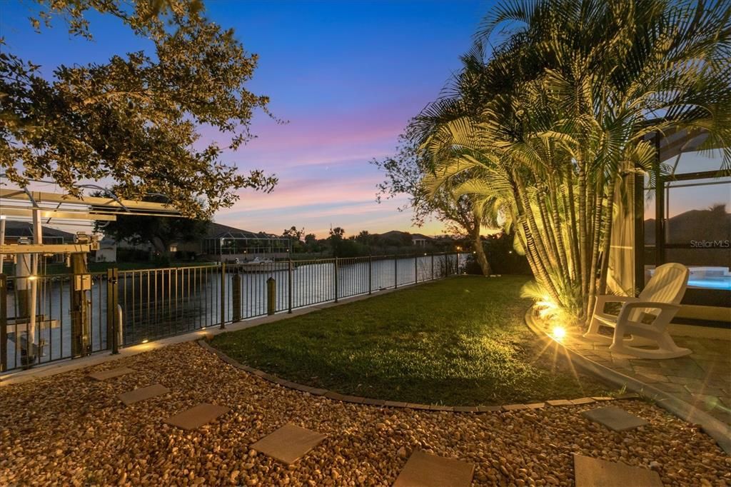 For Sale: $775,000 (5 beds, 4 baths, 3159 Square Feet)