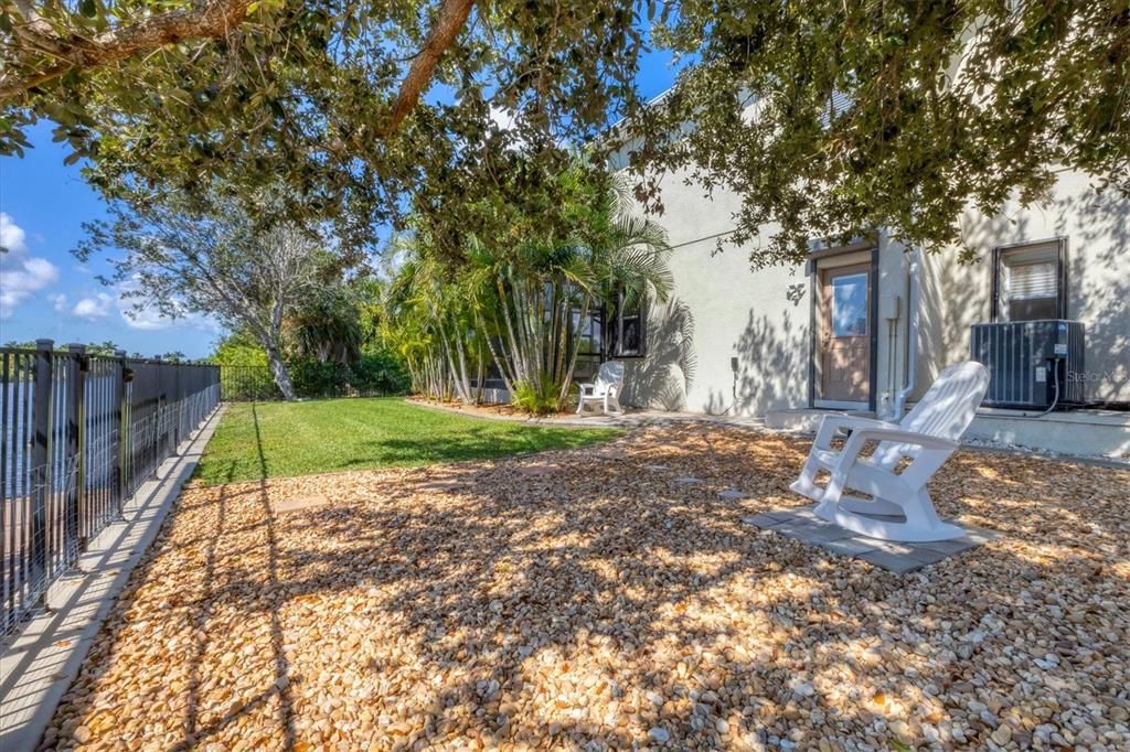 For Sale: $775,000 (5 beds, 4 baths, 3159 Square Feet)