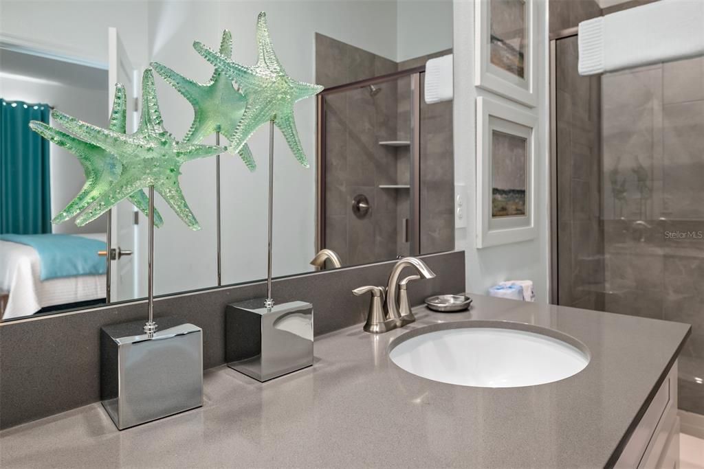 For Sale: $989,000 (8 beds, 5 baths, 4289 Square Feet)