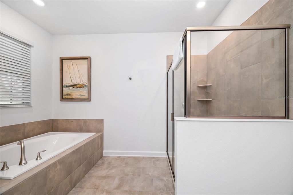 For Sale: $989,000 (8 beds, 5 baths, 4289 Square Feet)