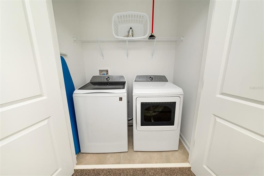 For Sale: $989,000 (8 beds, 5 baths, 4289 Square Feet)