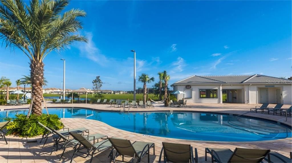 For Sale: $989,000 (8 beds, 5 baths, 4289 Square Feet)