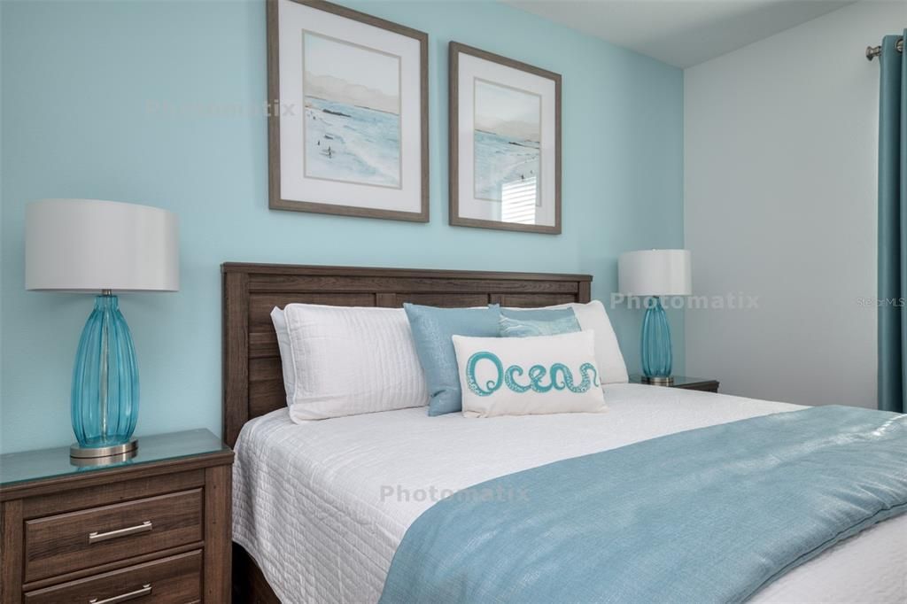 For Sale: $989,000 (8 beds, 5 baths, 4289 Square Feet)