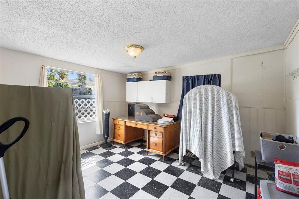 For Sale: $309,900 (3 beds, 2 baths, 1492 Square Feet)