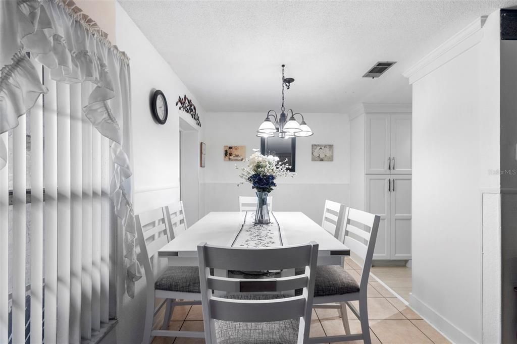 For Sale: $309,900 (3 beds, 2 baths, 1492 Square Feet)