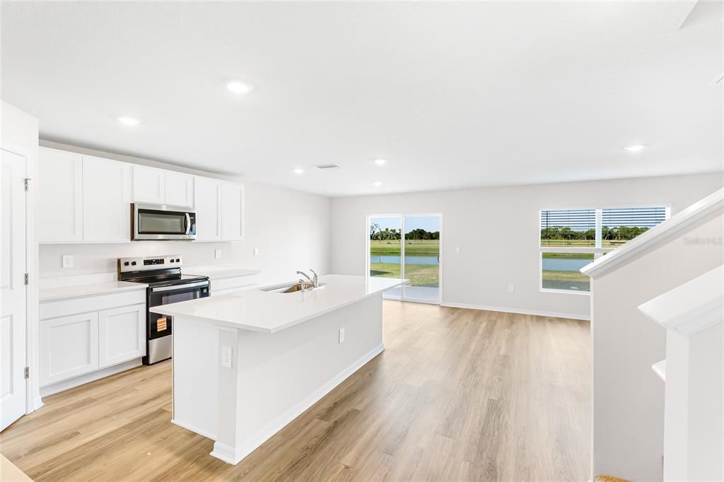 For Rent: $2,700 (5 beds, 3 baths, 2616 Square Feet)