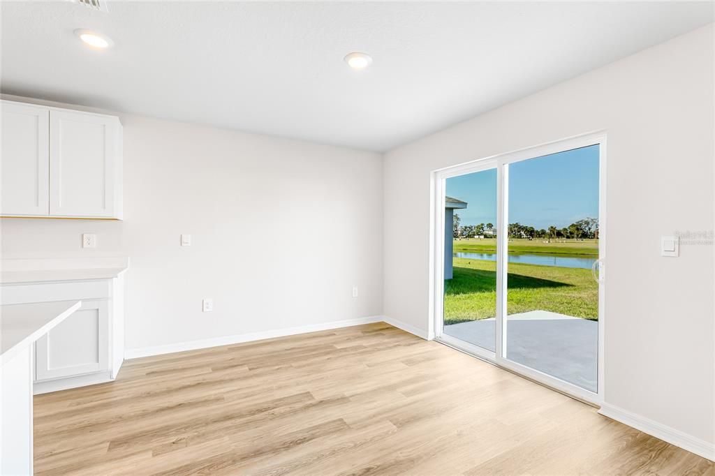 For Rent: $2,700 (5 beds, 3 baths, 2616 Square Feet)