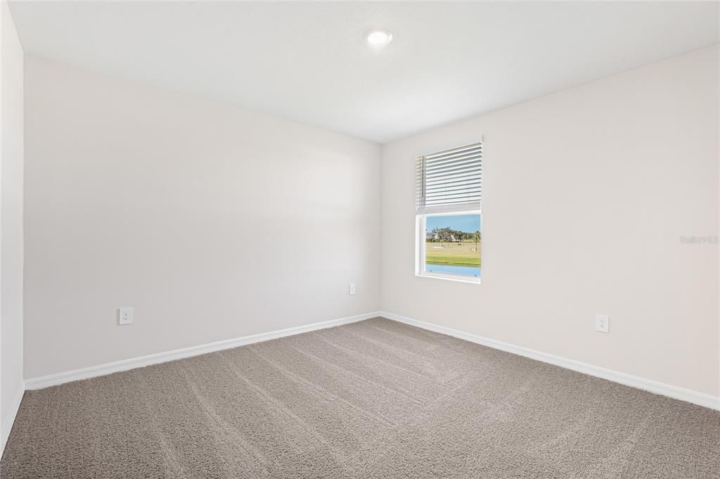 For Rent: $2,700 (5 beds, 3 baths, 2616 Square Feet)