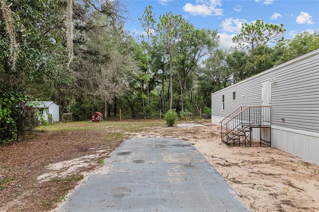 For Sale: $135,000 (3 beds, 2 baths, 924 Square Feet)