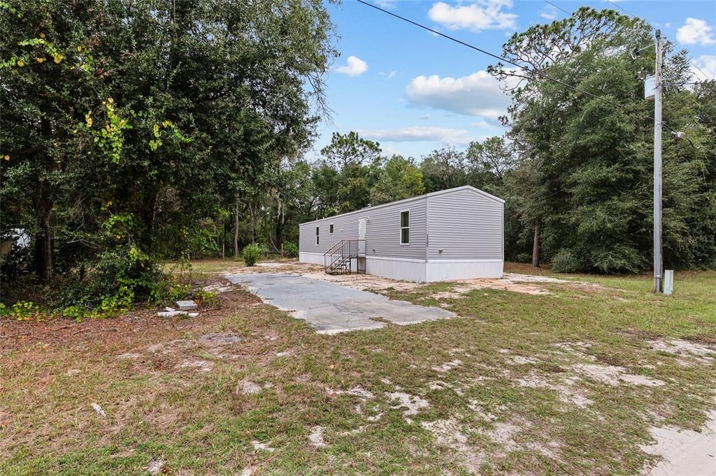 For Sale: $135,000 (3 beds, 2 baths, 924 Square Feet)