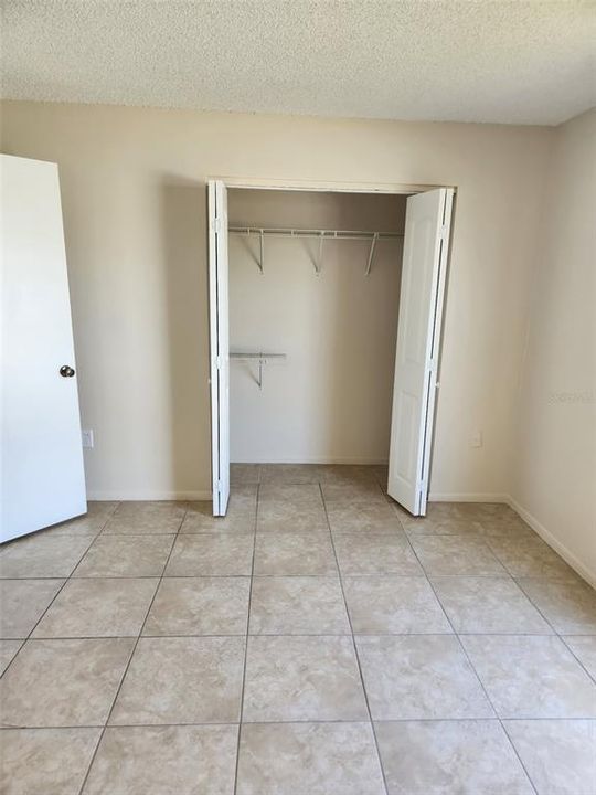 For Rent: $1,100 (1 beds, 1 baths, 638 Square Feet)