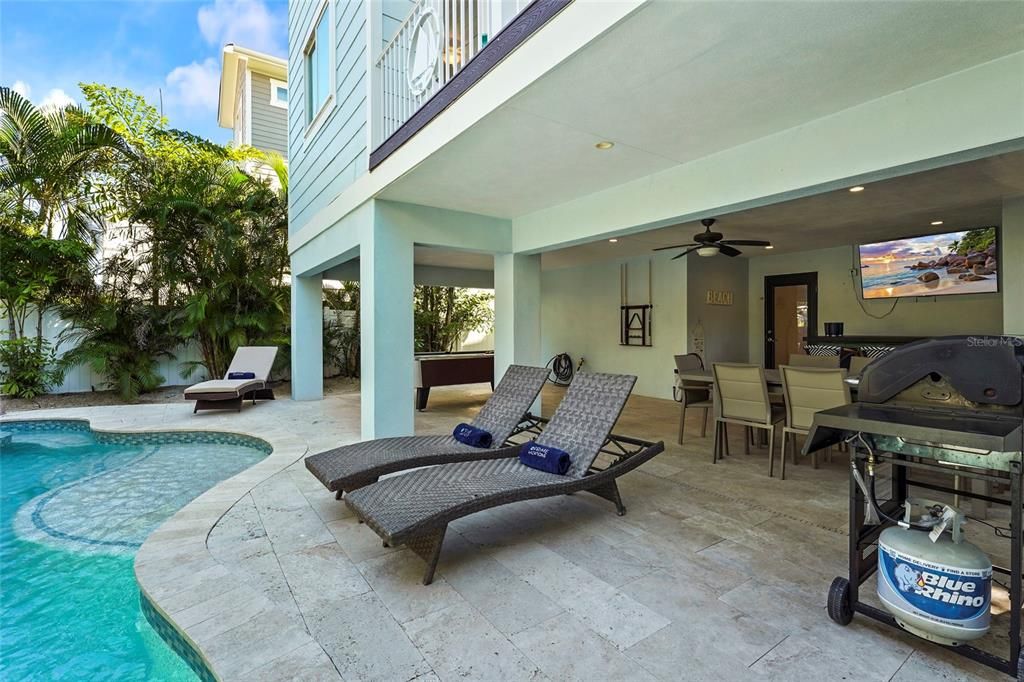 合同活跃: $2,995,000 (7 贝兹, 6 浴室, 3078 平方英尺)