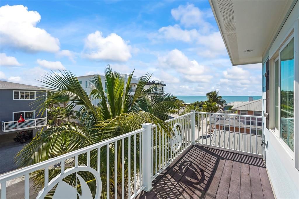 合同活跃: $2,995,000 (7 贝兹, 6 浴室, 3078 平方英尺)