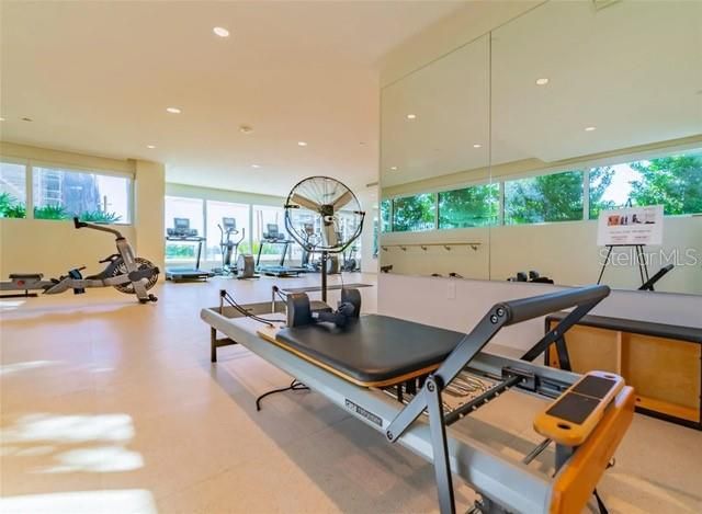 For Rent: $6,000 (2 beds, 2 baths, 1865 Square Feet)