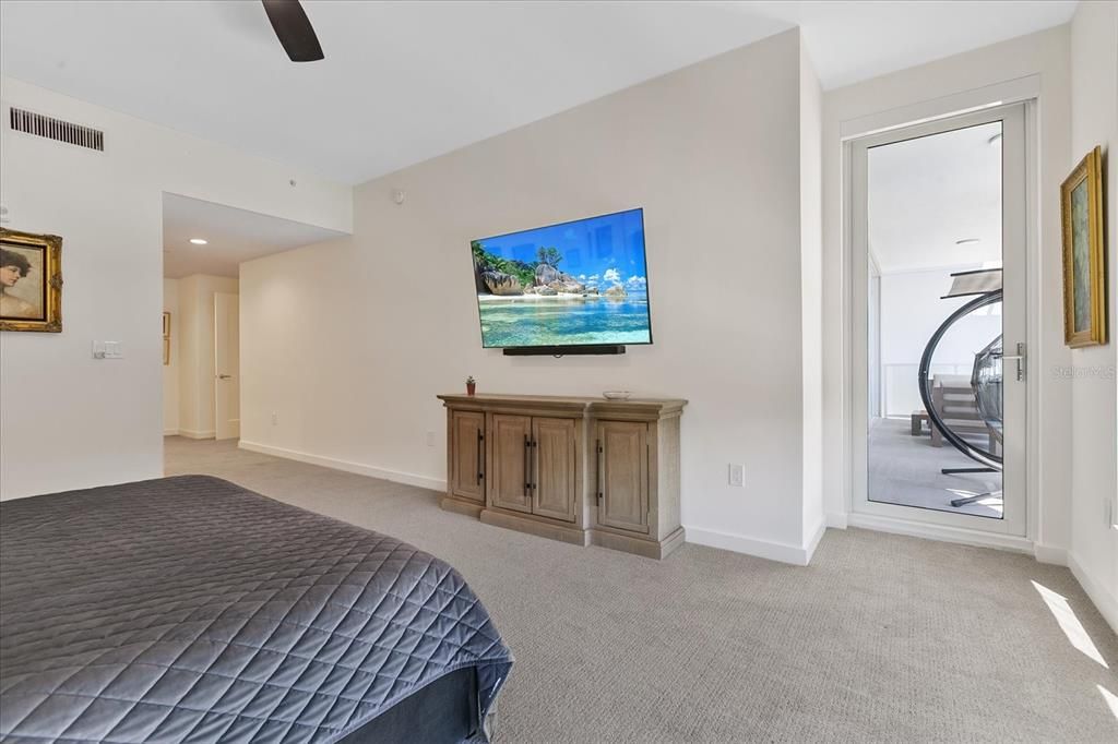 For Rent: $6,000 (2 beds, 2 baths, 1865 Square Feet)