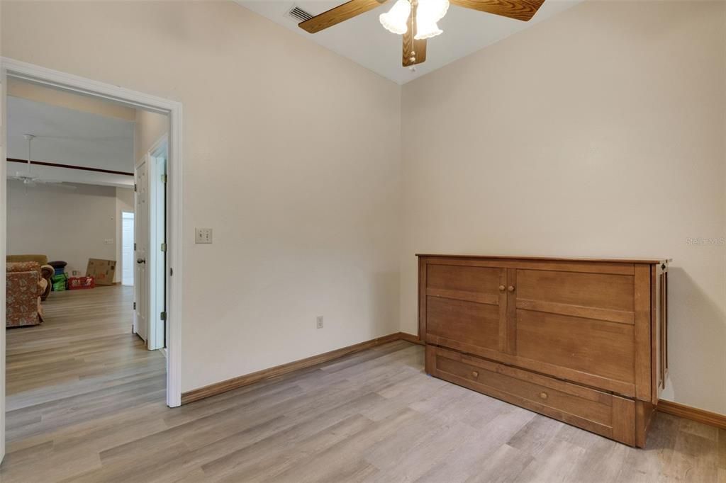 For Sale: $599,900 (4 beds, 2 baths, 2474 Square Feet)