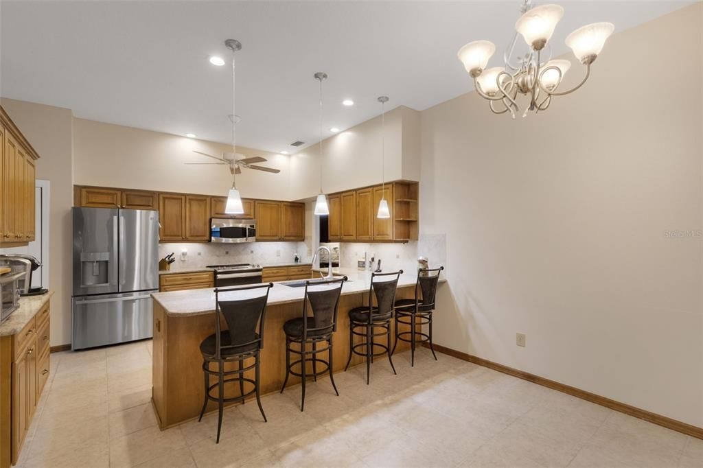 For Sale: $599,900 (4 beds, 2 baths, 2474 Square Feet)