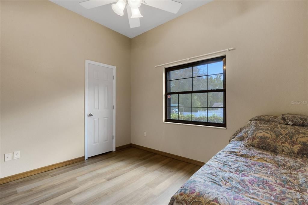 For Sale: $599,900 (4 beds, 2 baths, 2474 Square Feet)