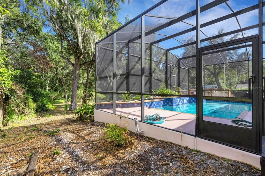 For Sale: $599,900 (4 beds, 2 baths, 2474 Square Feet)