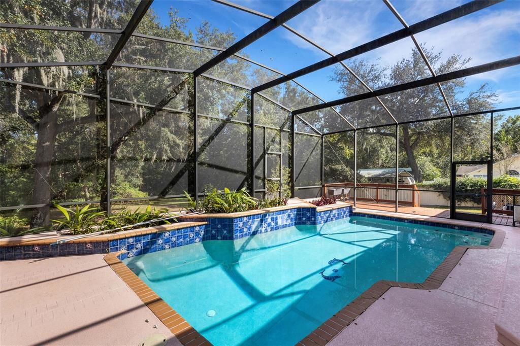 For Sale: $599,900 (4 beds, 2 baths, 2474 Square Feet)