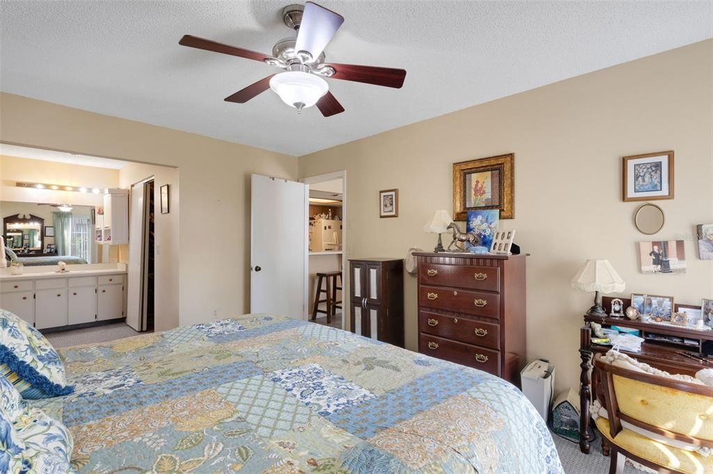 待售: $175,000 (3 贝兹, 2 浴室, 1532 平方英尺)