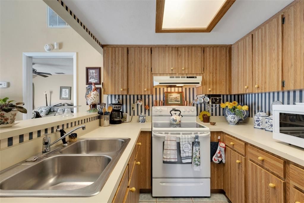 待售: $175,000 (3 贝兹, 2 浴室, 1532 平方英尺)