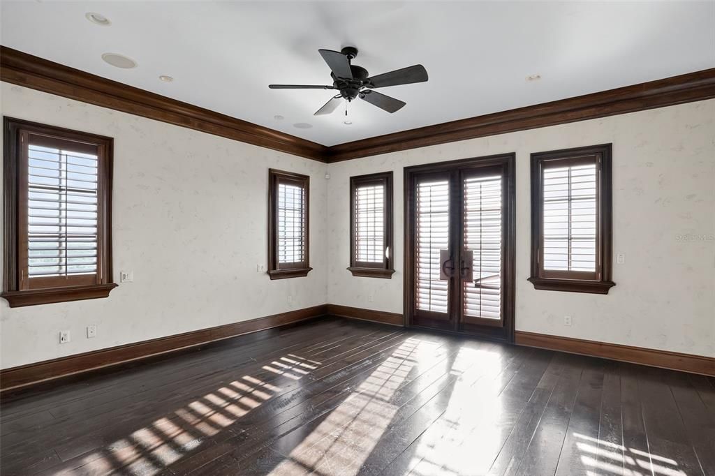 En Venta: $1,430,000 (3 camas, 3 baños, 4860 Pies cuadrados)