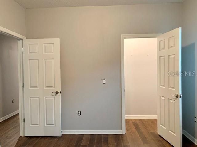 合同活跃: $2,600 (3 贝兹, 2 浴室, 1880 平方英尺)