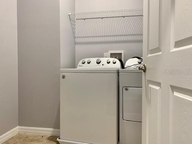 合同活跃: $2,600 (3 贝兹, 2 浴室, 1880 平方英尺)